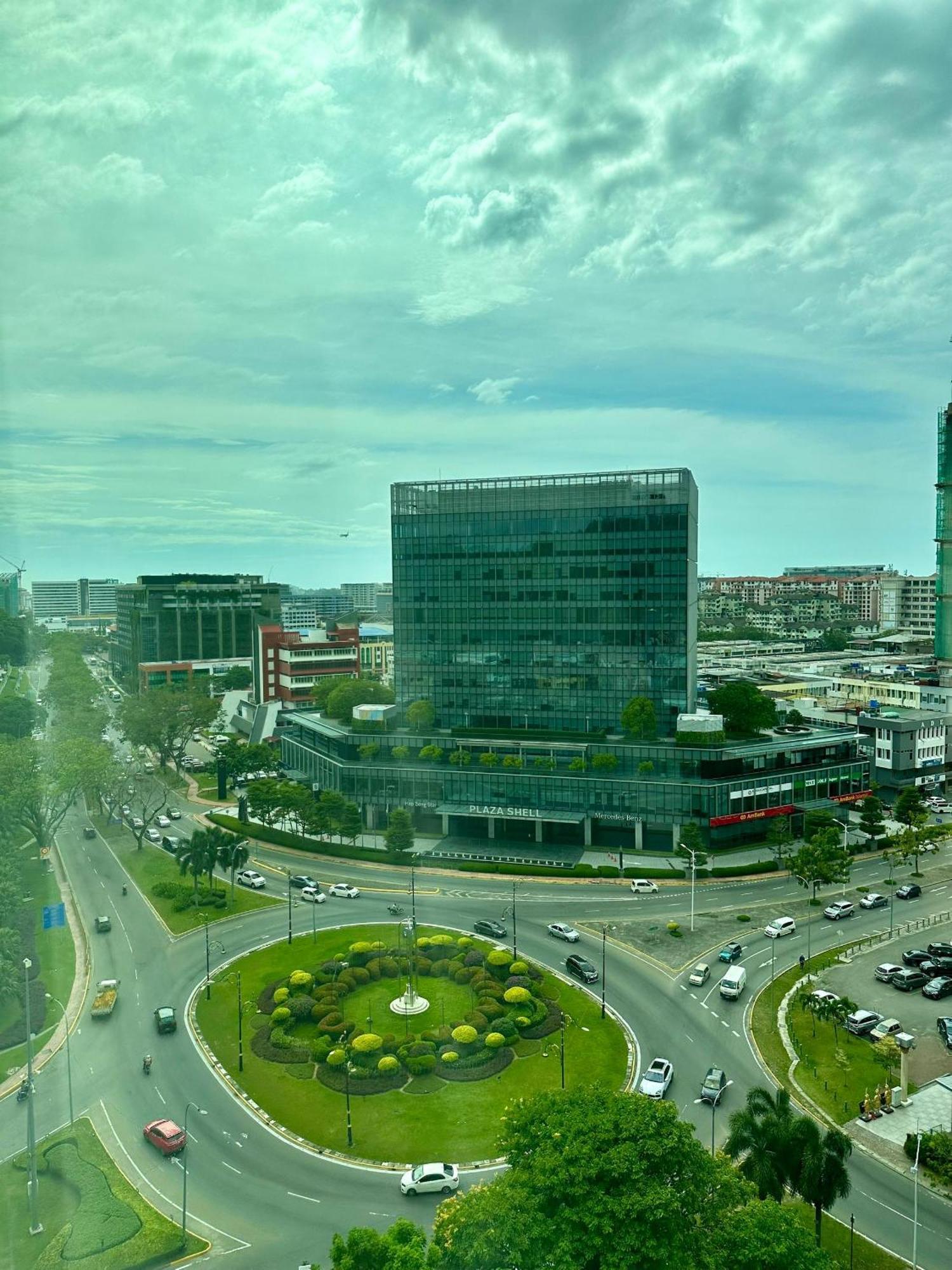 King Park Hotel โกตาคินาบาลู ภายนอก รูปภาพ